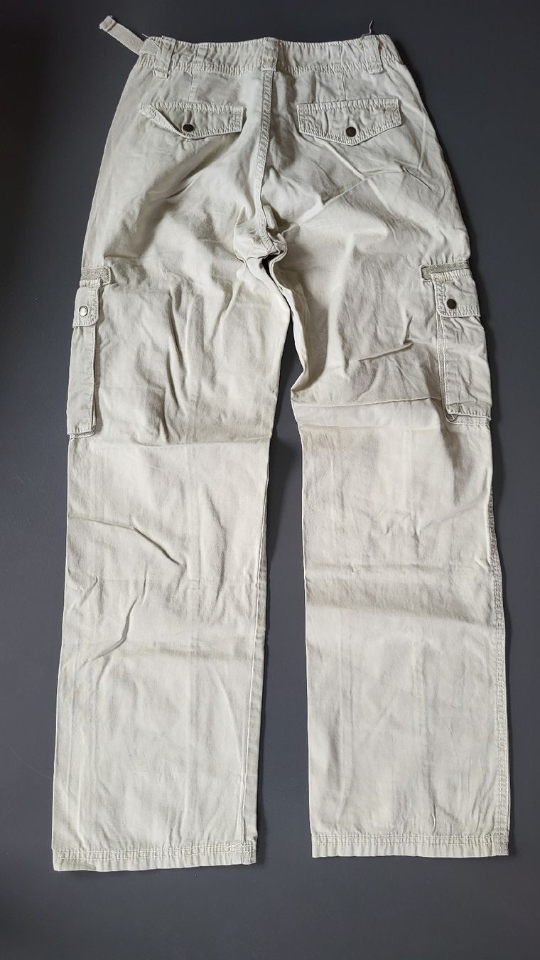 Bershka Pantaloni: sommerhose bershka 34 – Usato da Zürich venduto da Sibetti 1