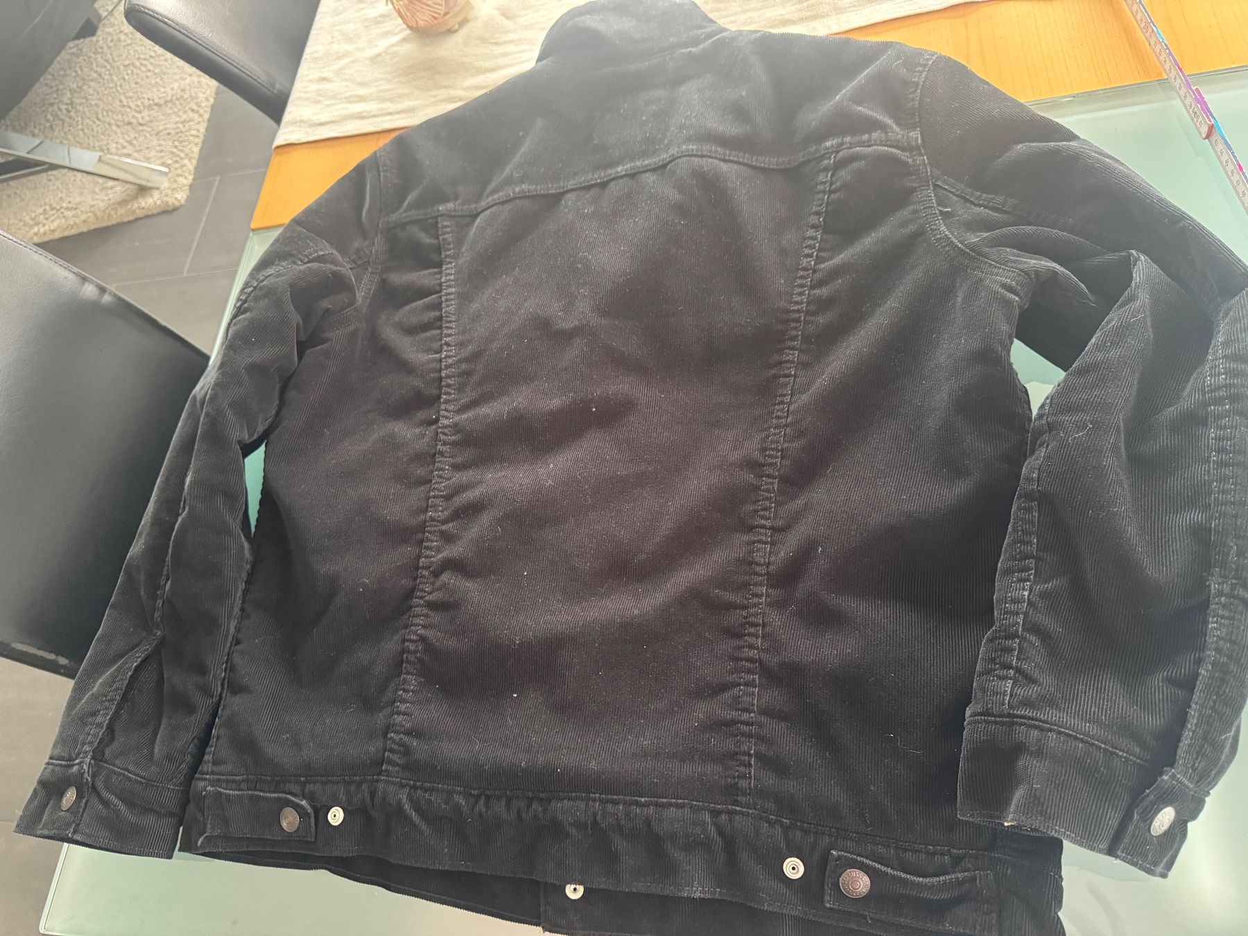 Levi's Vestes: Winterjacke, schwarz – D'occasion à 6315 Oberägeri par jud_mzd5 5