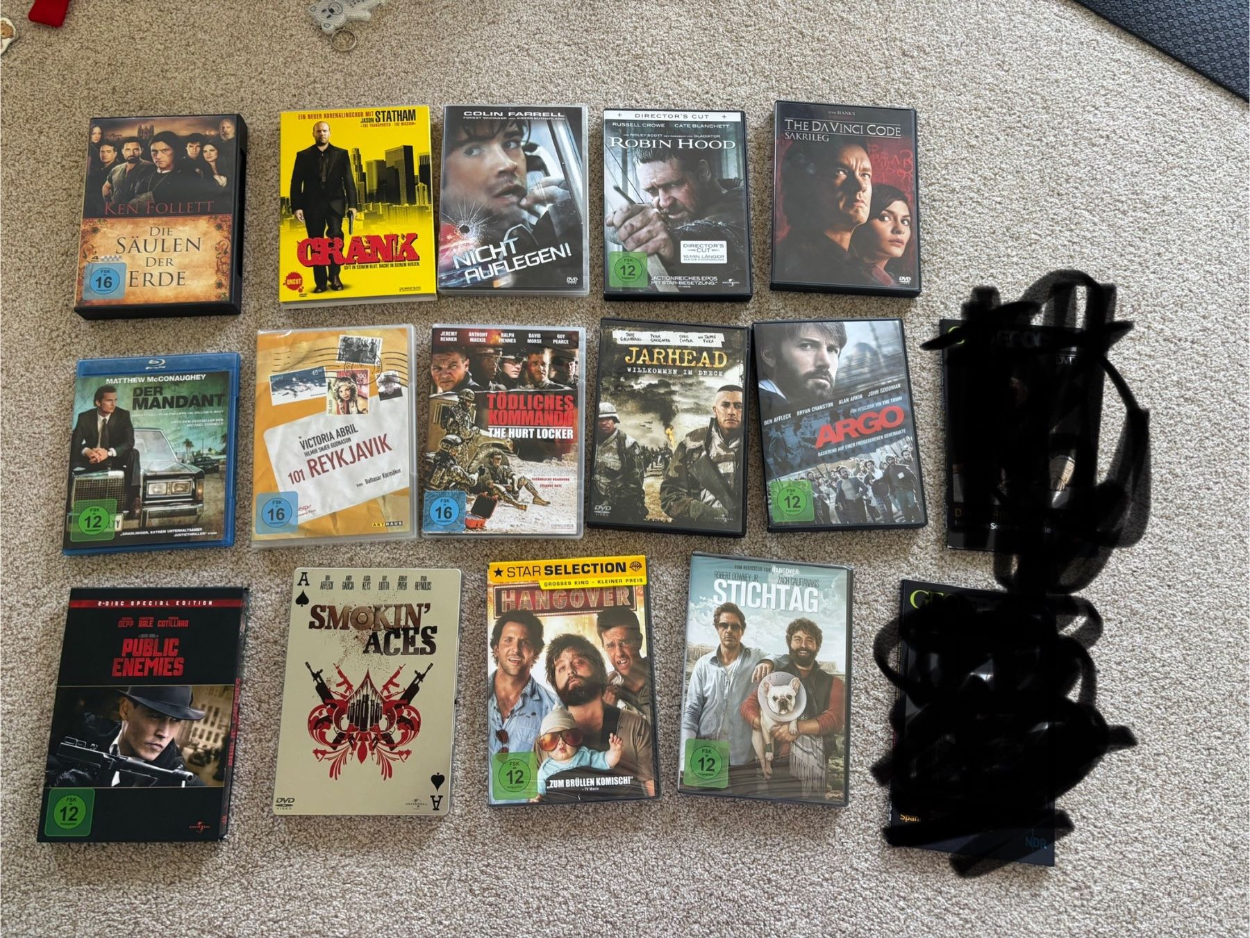 Tutti i DVDs: DVD: 18 Top Filme wie Bourne,  Davinci Code, Hangover & ARGO – Usato da Bern venduto da 81guggi