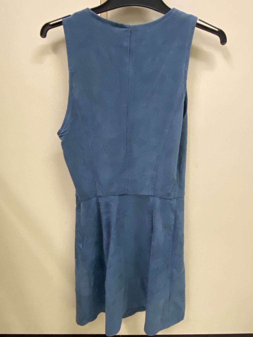 Abercrombie Robes: Tailliertes Kleid – Neuf (Voir description) à Zürich par beg_nlp8 1