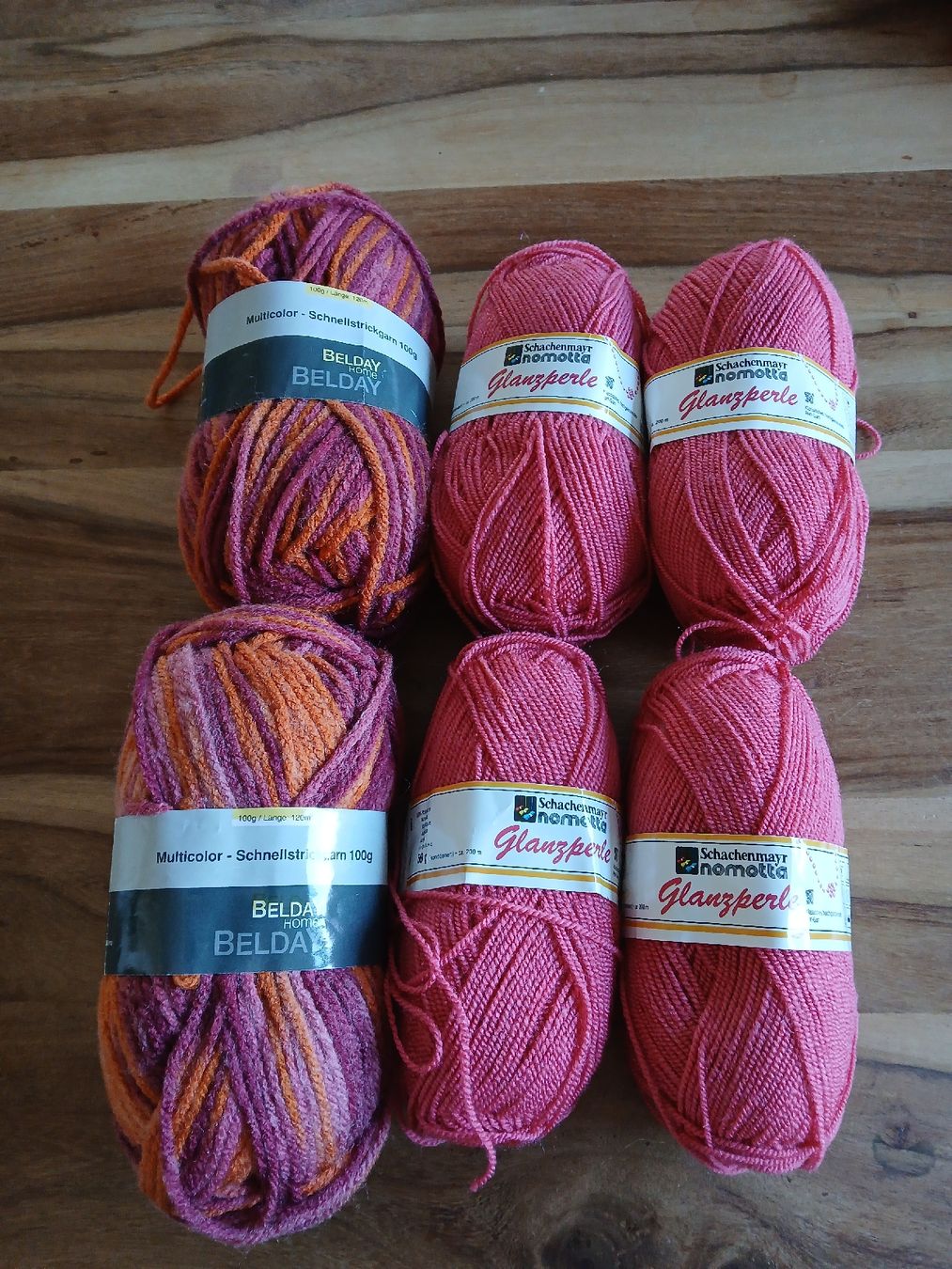 Alle Dekorationen: Yarn bundle: Pink Glanzperle & Multicolored Belday🧶 – Neu (gemäss Beschreibung) aus Dübendorf von LoRi-2026