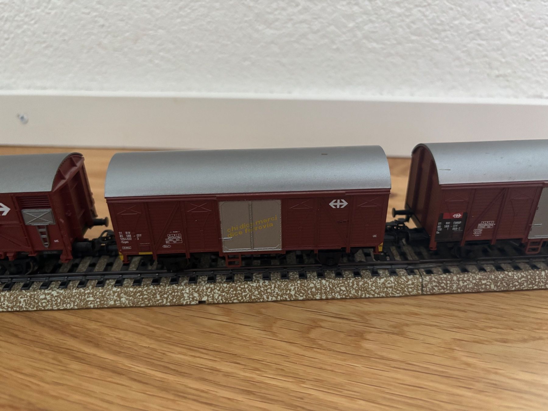Märklin Modellini di ferrovie: 3x Wagen Gütertransport - Märklin & Electrotren – Usato da Bremgarten AG venduto da Trombone98 2
