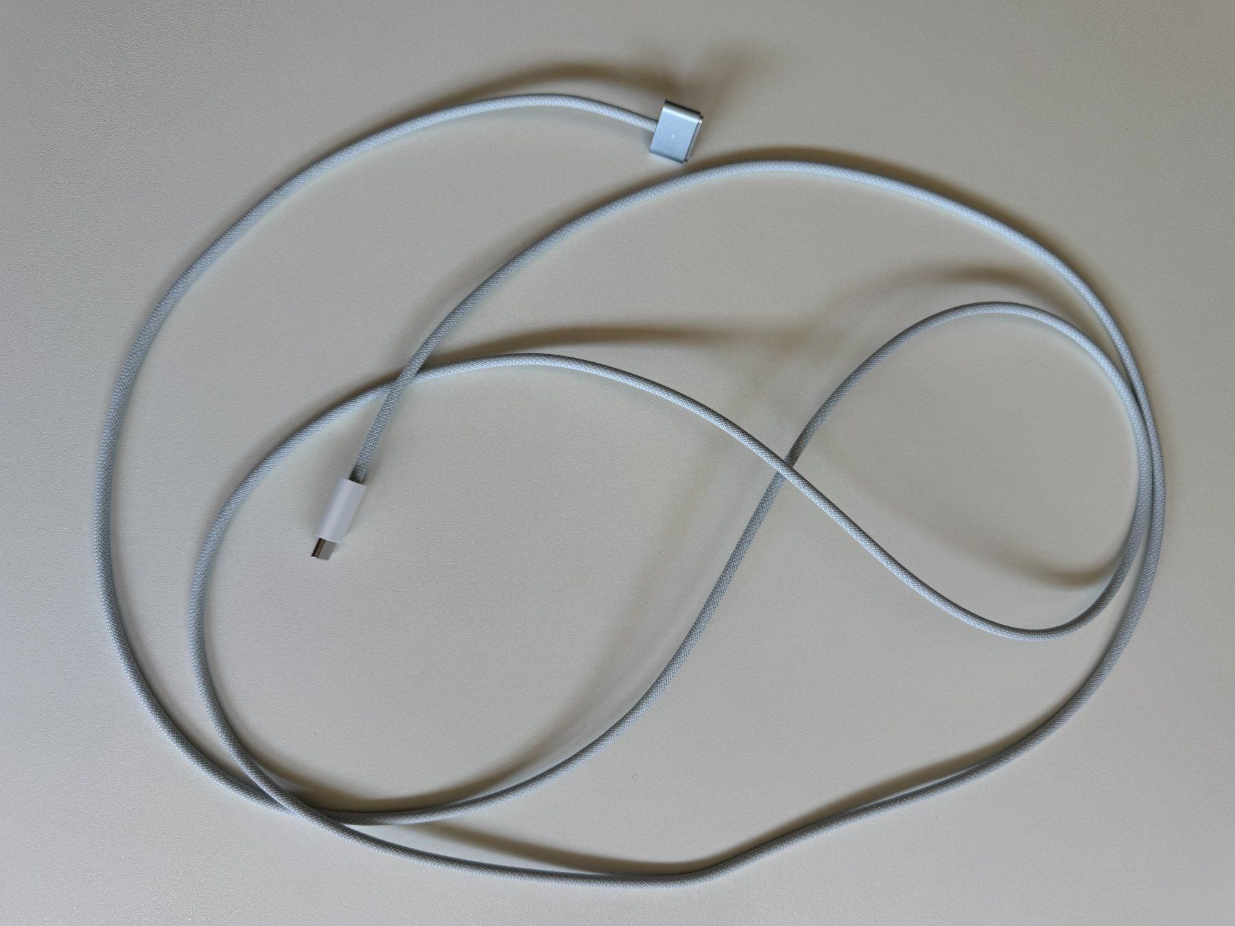 Apple Kabel: Original Apple MagSafe charging cable – Neu (gemäss Beschreibung) aus Zürich von JulesZHW