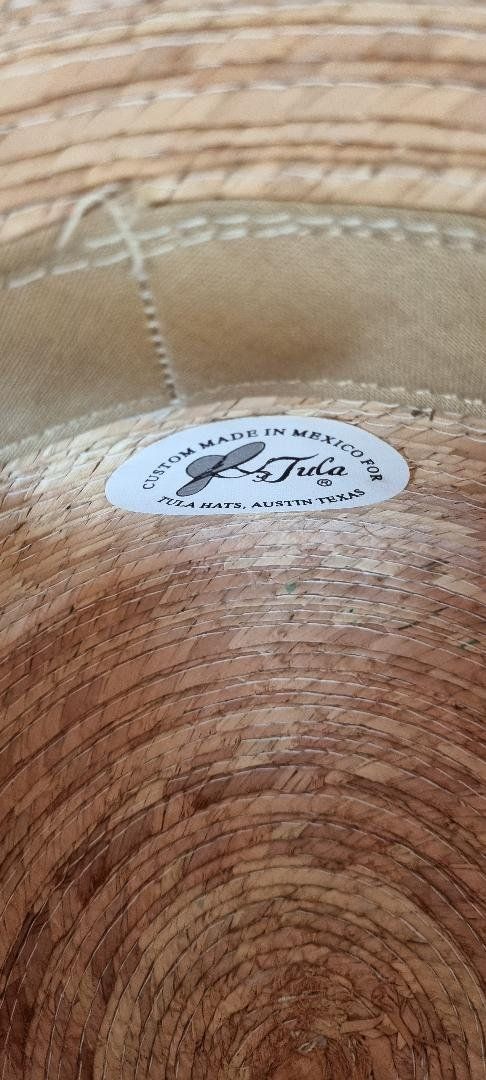 Copricapi, berretti & cappellini: 2 chapeaux – Usato da Tolochenaz venduto da nieeva 1
