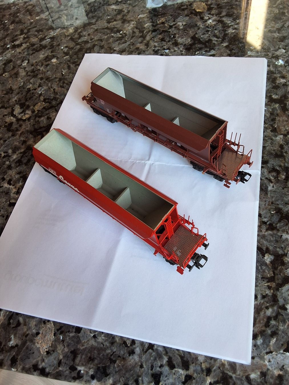 Märklin Modelleisenbahnen: 2 x Getreidewagen von Märklin – Neu (gemäss Beschreibung) aus Kölliken von Rwolfer 2