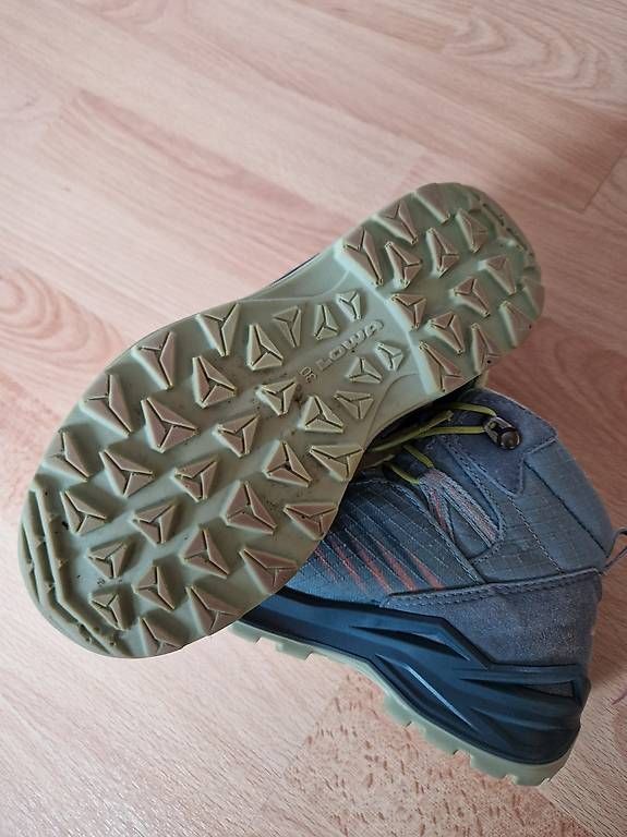 Chaussures garçon: LOWA Wanderschuhe Grösse 30 – Neuf avec emballage d'origine à Kesswil par gre_2797 3