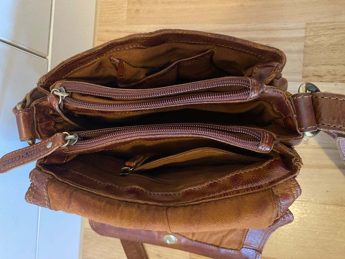 Borse da donna: Union Code Ledertasche, Umhängetasche, Top Zustand! – Usato da Zürich venduto da nin_y8my 3