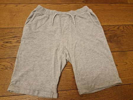 Hose kurz hellgrau, Gr. 164, wie neu