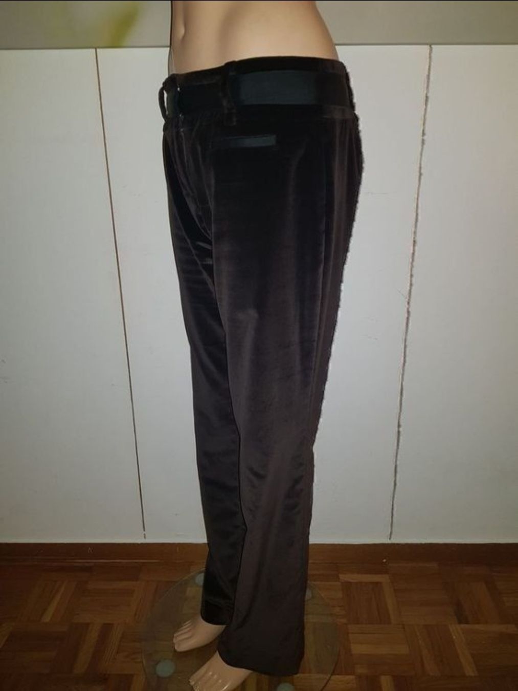 Celine Pantaloni: CELINE PARIS SAMTHOSE, Gr. 40 – Usato da Zürich venduto da mer_6tqg 4