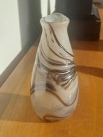Massive vintage Opaline Glasvase ,mundgeblasen, signiert
