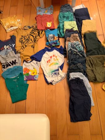 Sommerkleiderpaket Jungs 134 (25 Teile)
