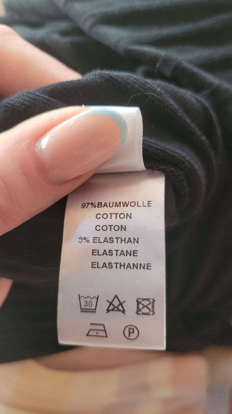 Vestiti: Rippstrick Kleid schwarz Zaida Grösse 40 – Usato da Horgenberg venduto da Klatschmohnmaria 7