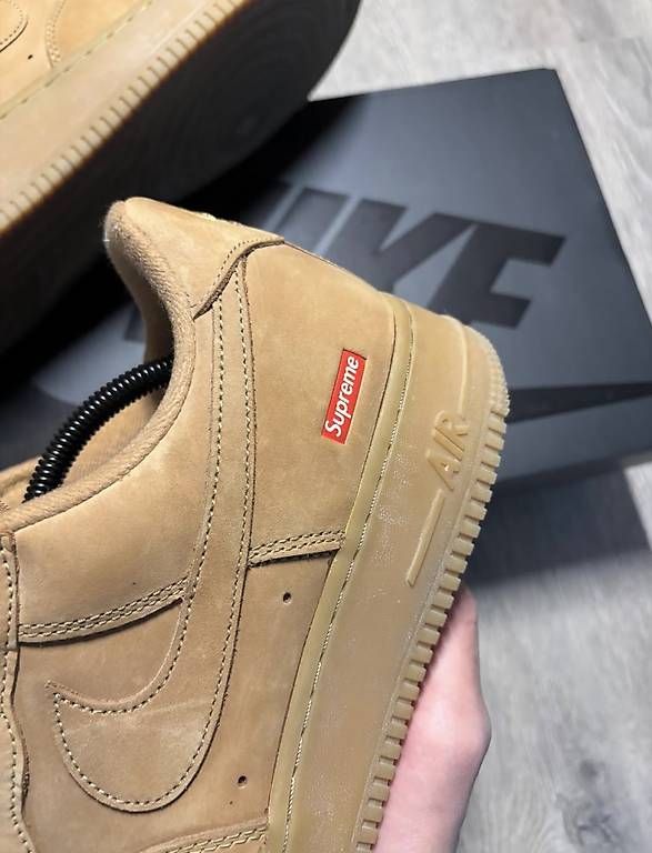 Chaussures hommes: Air force one supreme  – D'occasion à Cheseaux-Lausanne par mad_mnv2 2
