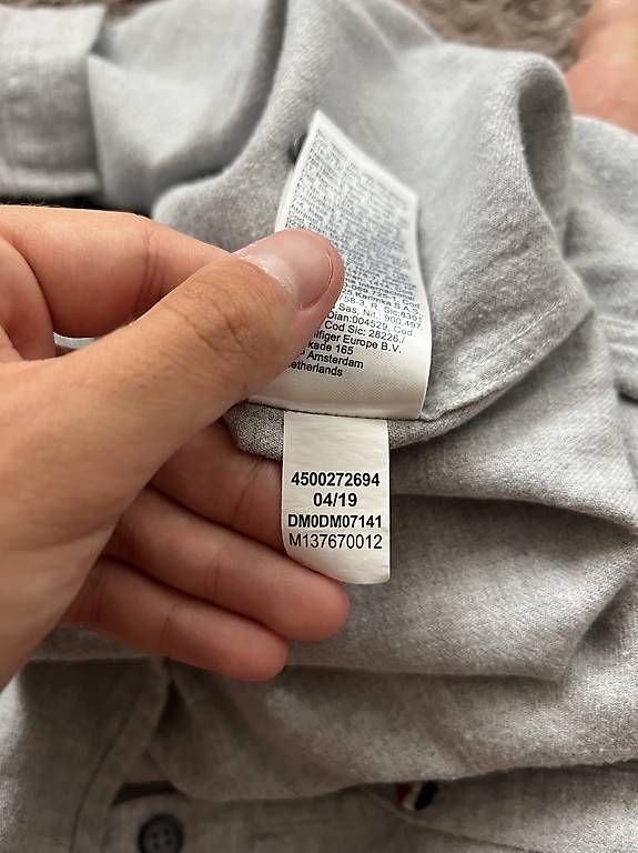 Camicie: Tommy Hilfiger grau Hemd – Usato da Herisau venduto da ogkosta 4