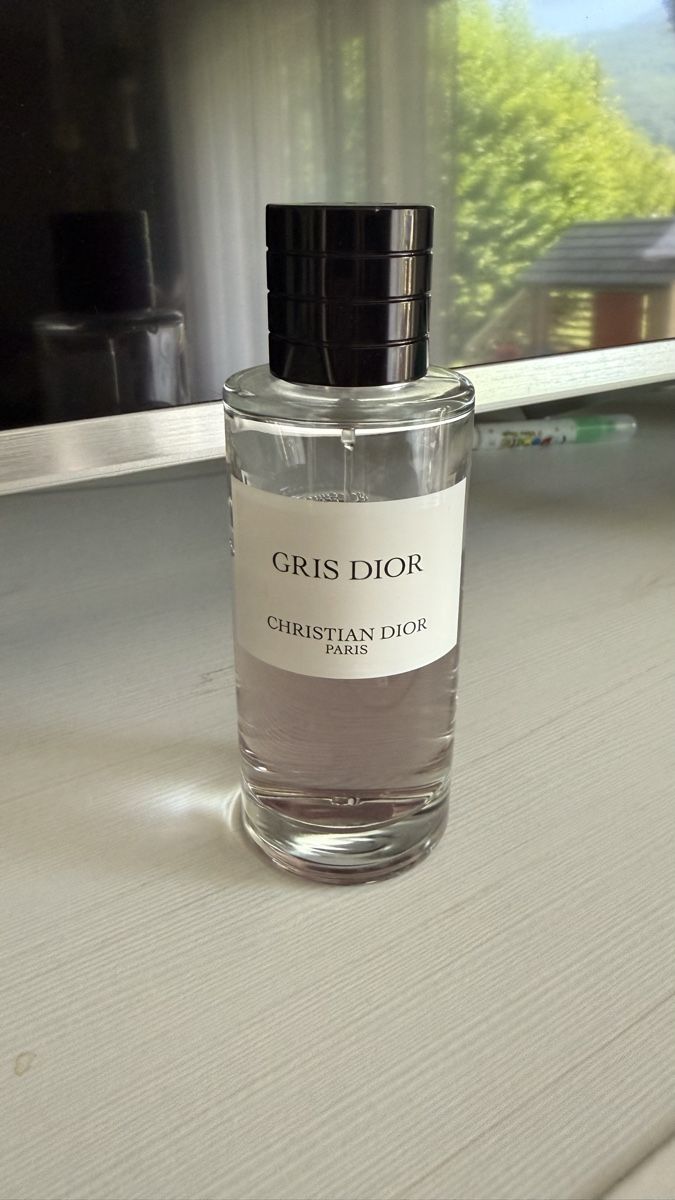 Dior Profumi & Eau de Toilette: Dior Gris Parfüm, 75 ml – Usato da Sevelen venduto da ann_f687