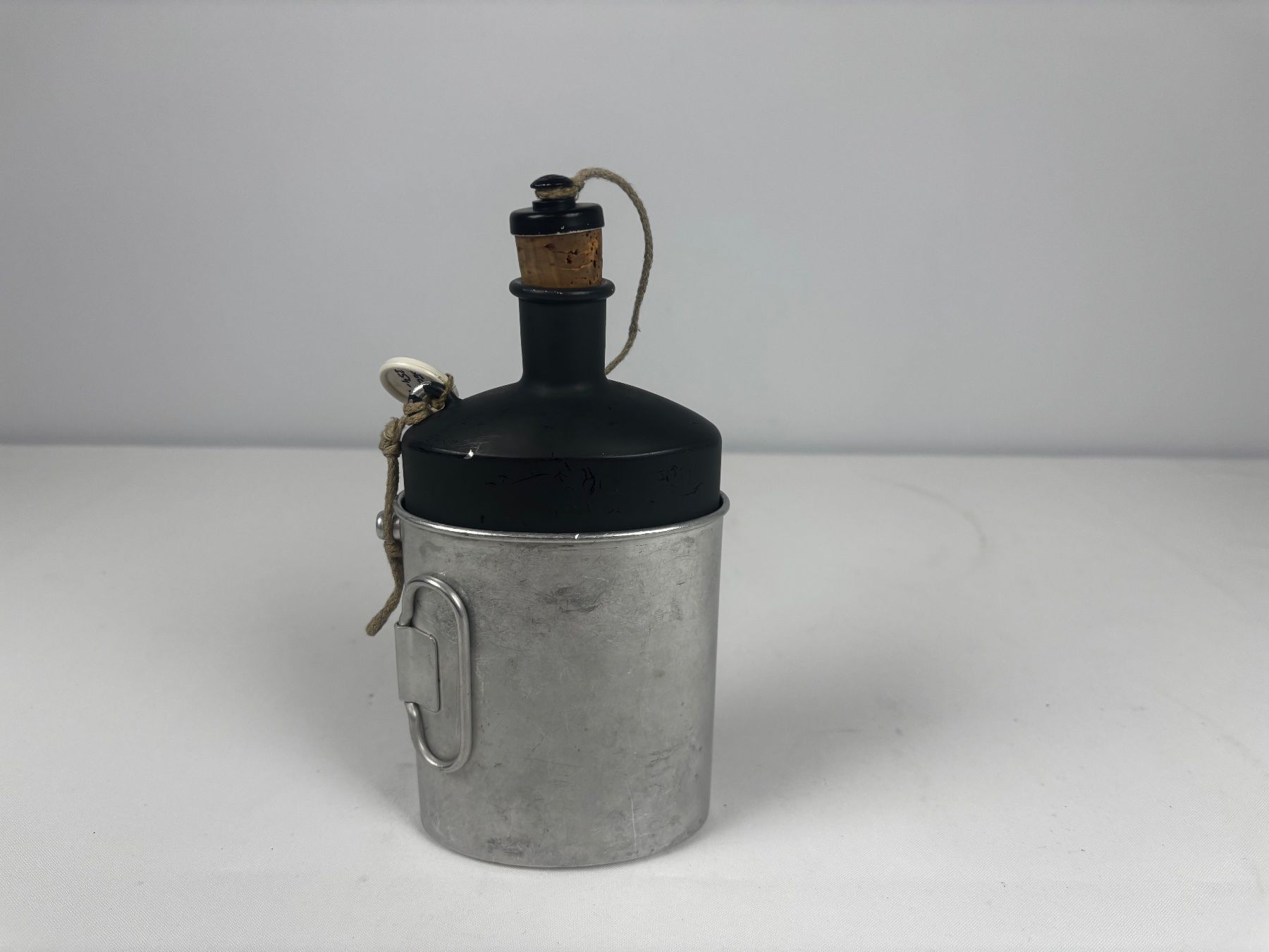 Sigg Attrezzatura & Pezzi di ricambio: Feldflasche der Schweizer Armee – Usato da Wettingen venduto da Wendemarket 1