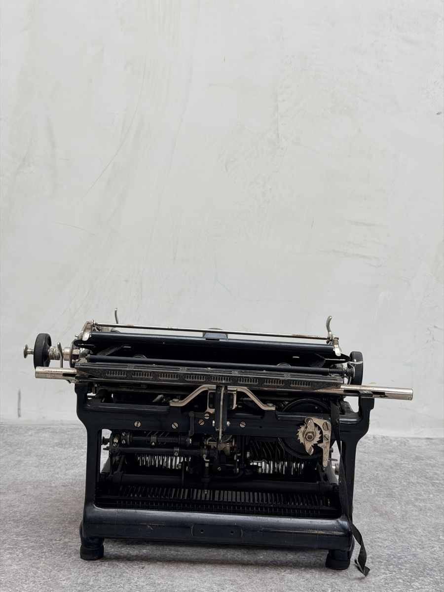 Continental Macchine da scrivere: Machine à écrire de bureau Continental – Usato da Bulle venduto da ABELiAM 5
