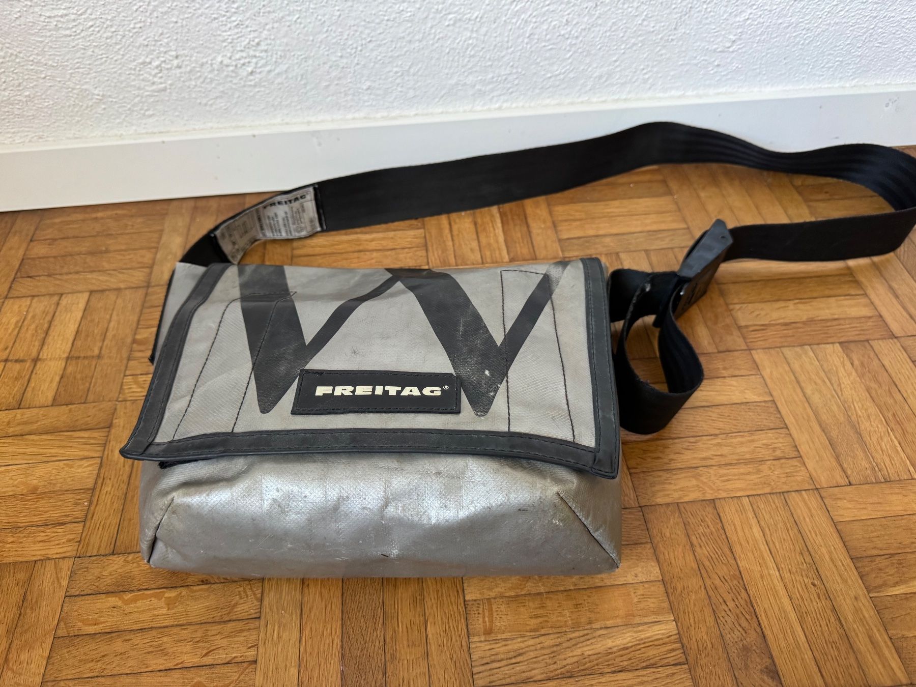 Freitag Borse: Freitag Tasche F11 Lassie – Usato da Frauenfeld venduto da guli11 2