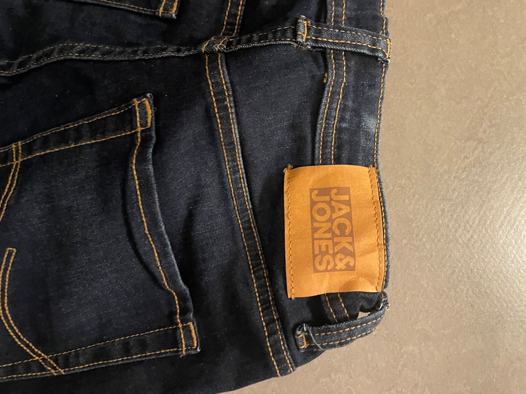 Jack & Jones Pantaloni: Jack&Jones kurze Jesns Hose – Nuovo (secondo la descrizione) da Zürich venduto da Ivona3 3