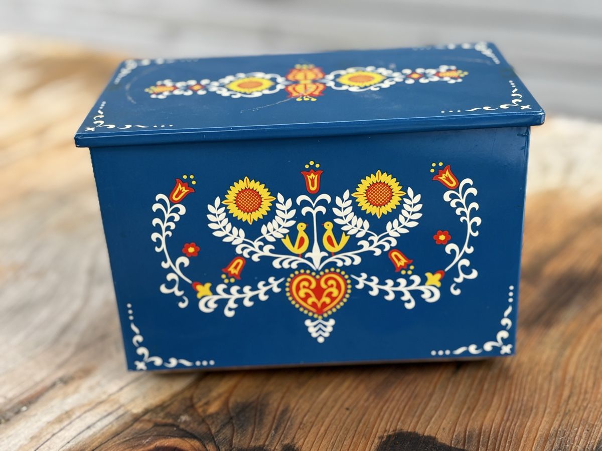 Tutte le decorazioni: Dose mit schwedischen Blumendesign – Usato da Würenlos venduto da Ashley24 1