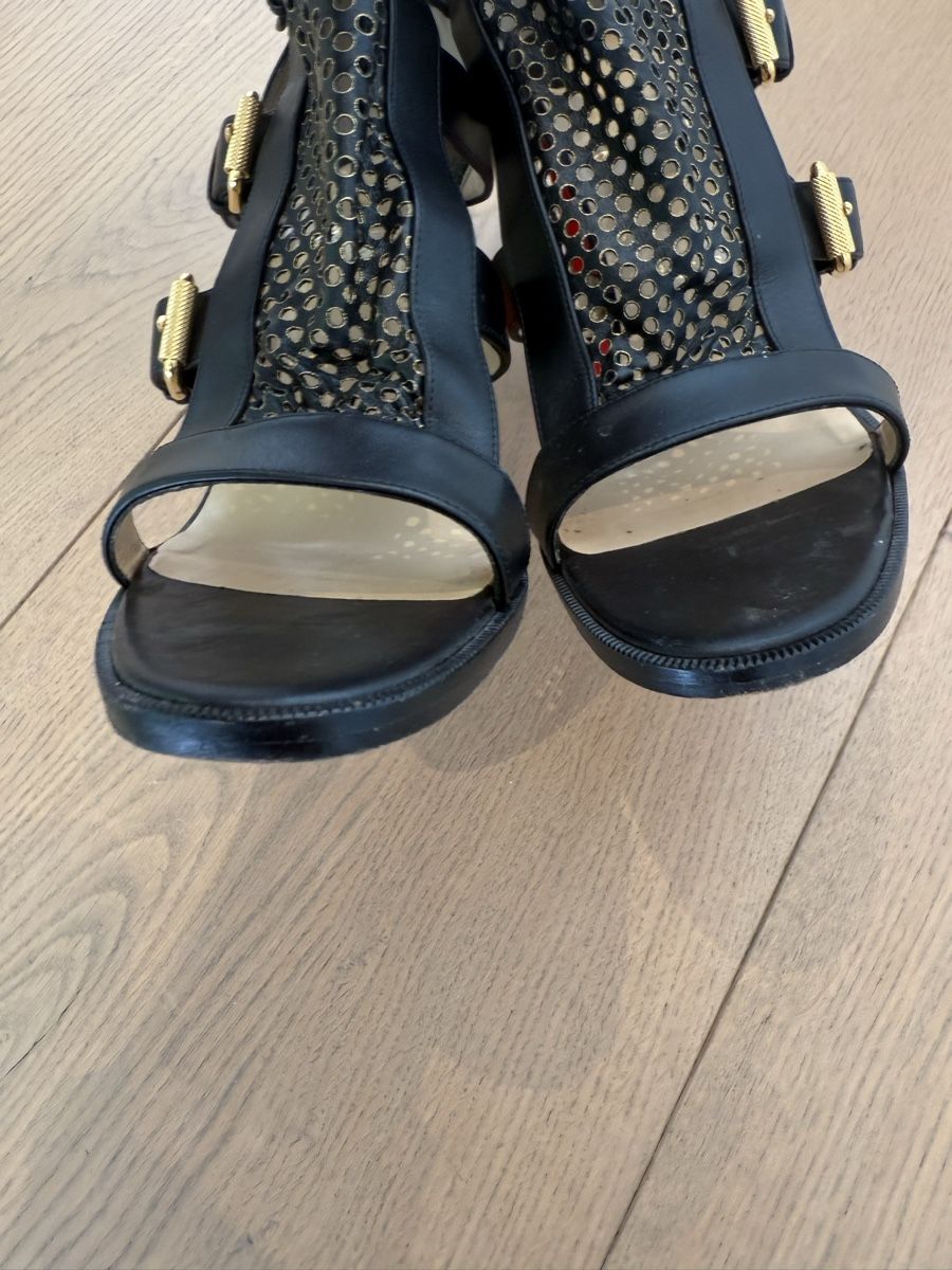 Christian Louboutin Damenschuhe: Louboutin Sandalen, Gladiator41 Gold Absatz – Gebraucht aus Meilen von Dievondort 4
