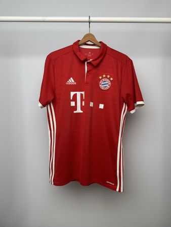 Bayern Munich 16/17 home shirt