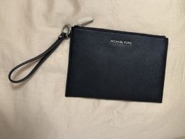 Pochette Michael Kors noire élégante et pratique