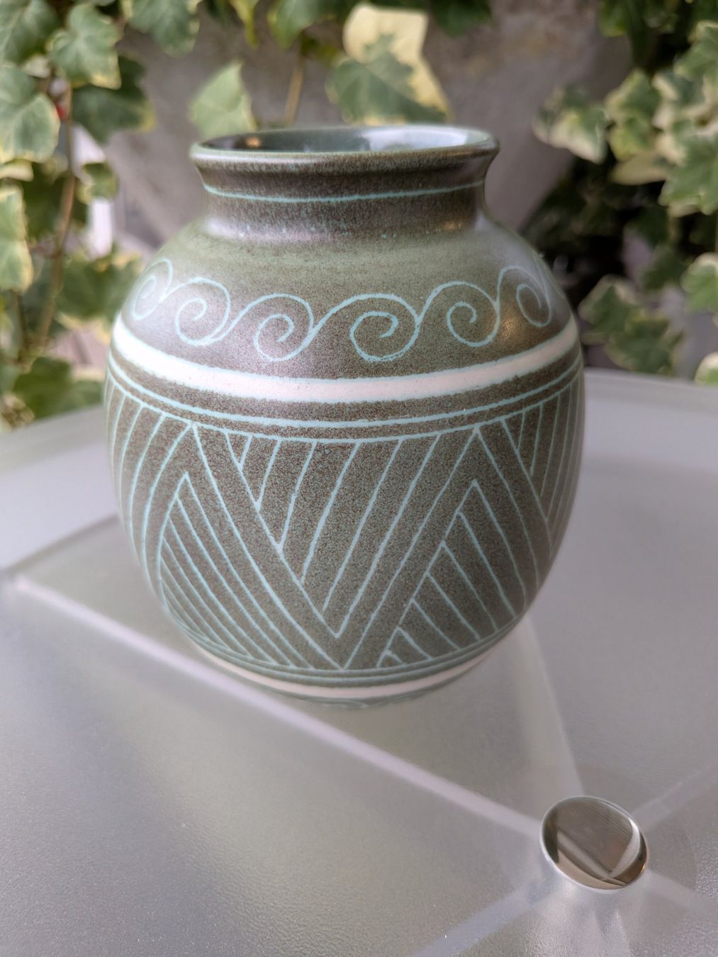 Vasen & Gefässe: Arnold Zahner Keramik Vase – Gebraucht aus Emmen von magelan