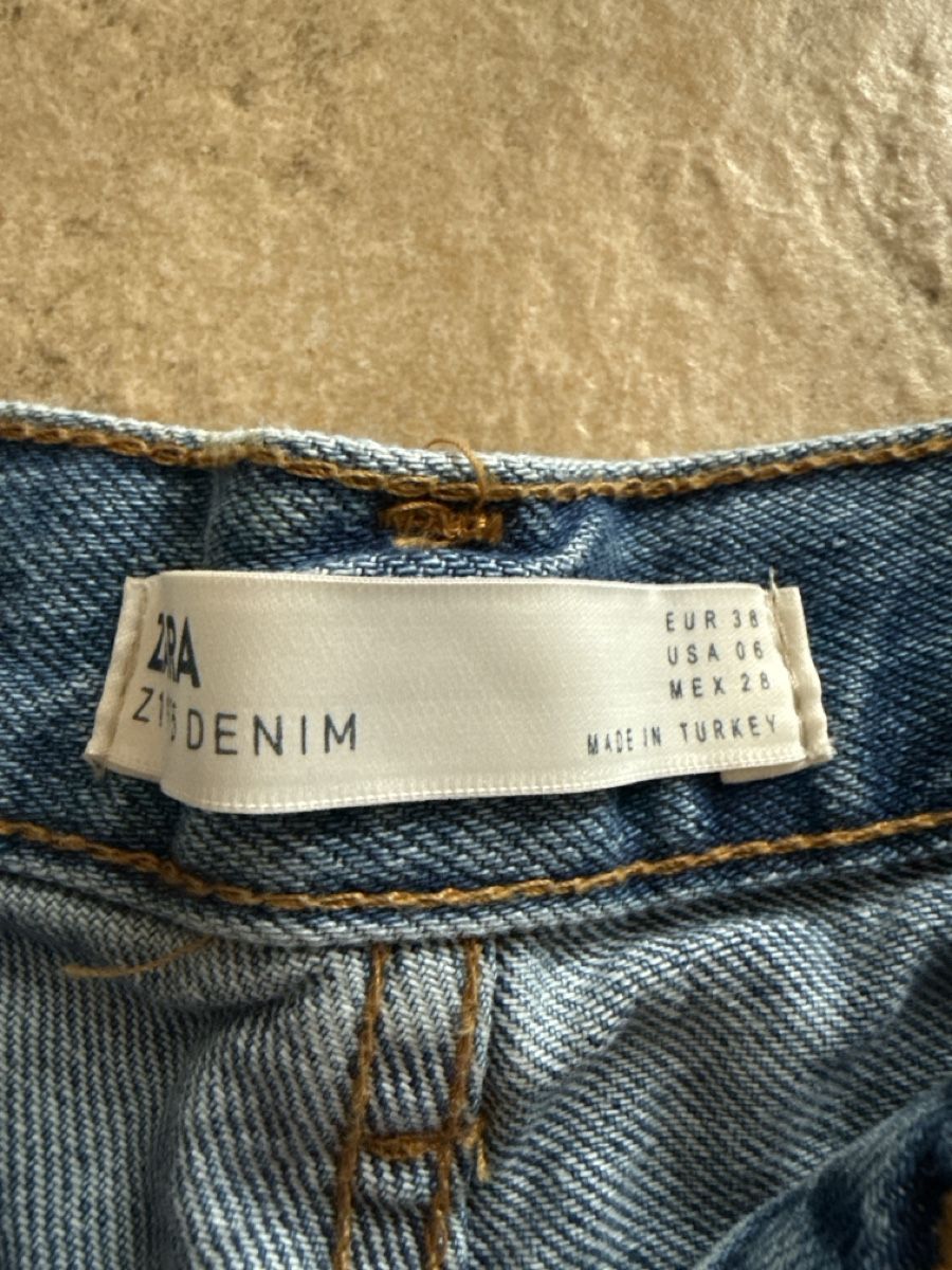 Zara Jeans: Jeans Hot Pants Grösse 38 Zara – Neu (gemäss Beschreibung) aus Otelfingen von Tommy112 1
