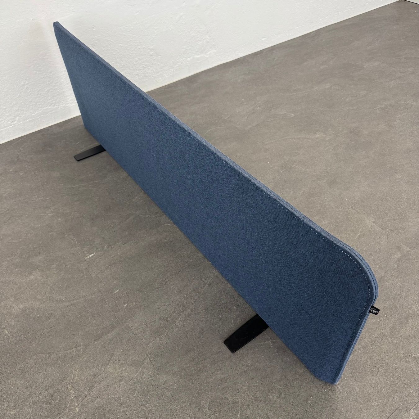 Paraventi: Buzzi.Space BuzziShield Desk Tischtrennwand 1600mm – Usato da Schönenwerd venduto da mcofficeshop 4