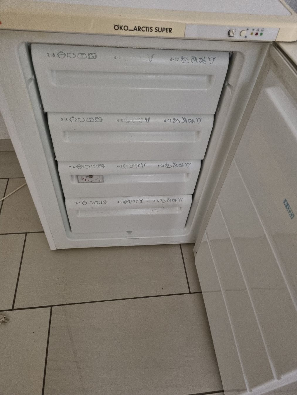 AEG Congelatori: AEG OKO-ARCTIS SUPER Gefrierschrank – Usato da Schänis venduto da scouri 3