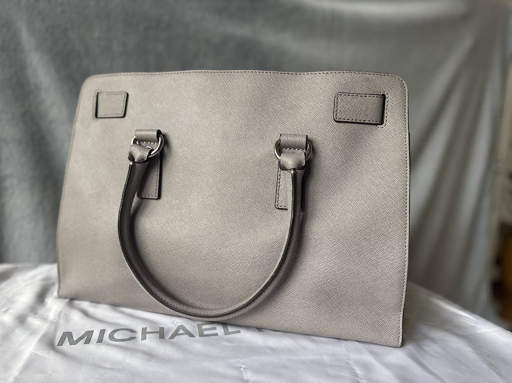 Borse da donna: Sac Michael Kors Hamilton – Usato da Les Acacias venduto da DeborahK03 2