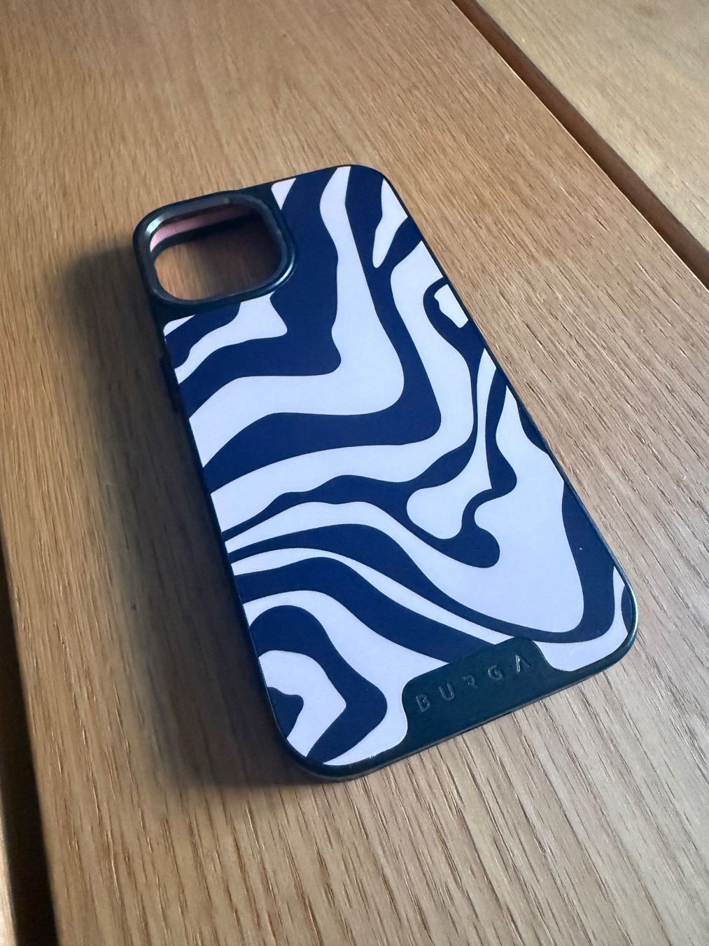 Apple Covers & Schutzfolien: Burga iPhone 14 Hülle – Gebraucht aus Oberrieden von yltr_92