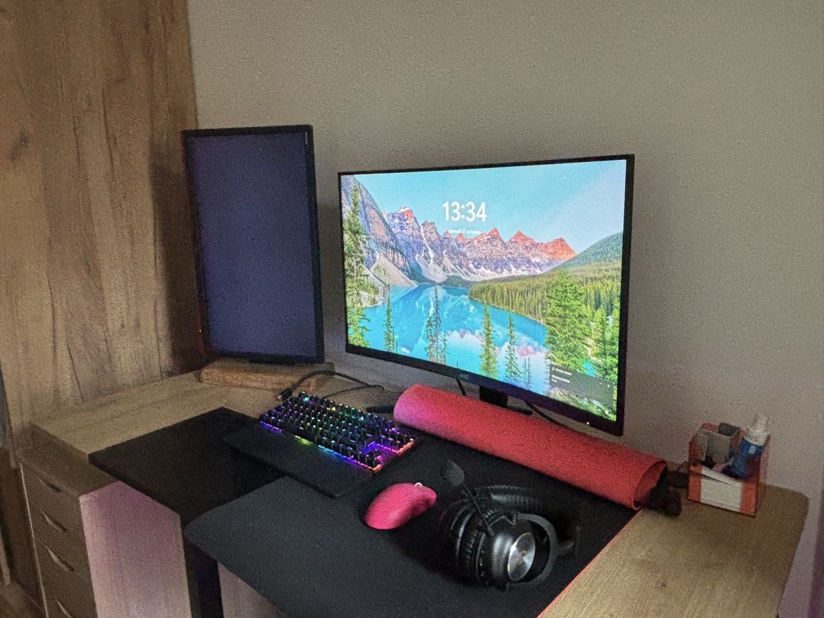 PC: Setup gaming  – Usato da Chenaux venduto da len_s5l7