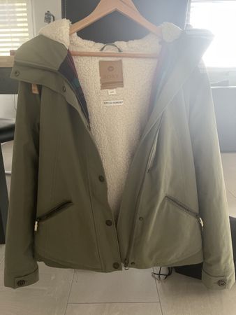 Roxy Winterjacke Damen Gr. M warm gefüttert Kunstfell Kapuze
