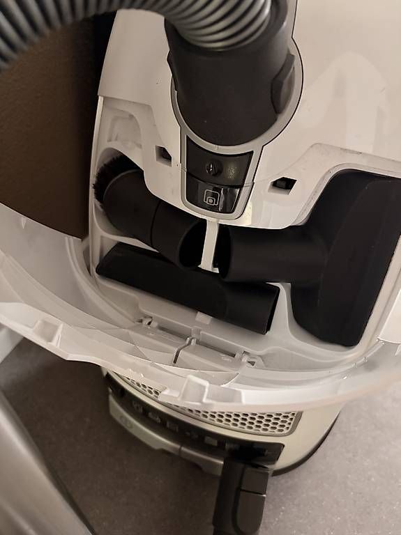 Aspirapolveri & Accessori: Miele S8340 – Usato da Hitzkirch venduto da DM_7 1