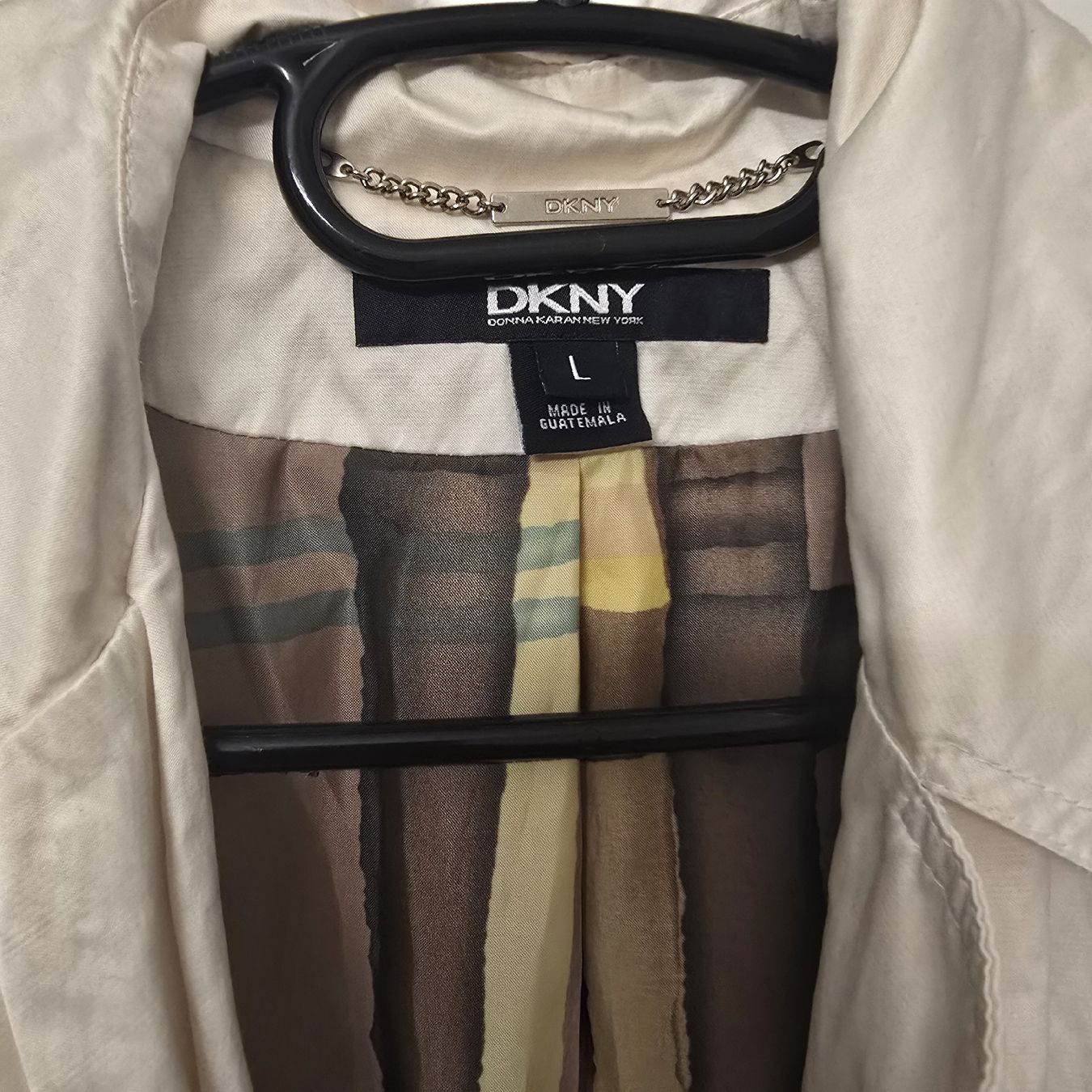 DKNY Mäntel: DKNY Trench Coat – Gebraucht aus Basel von DaniJohni 1