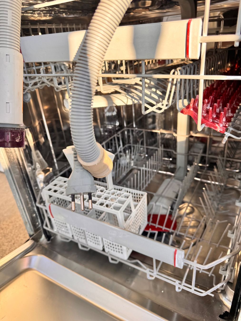 Electrolux Lavastoviglie: Electrolux Geschirrspüler 55cm – Usato da Horw venduto da dancav 3