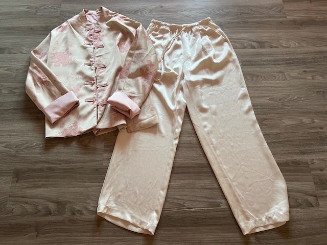 Lotti di vestiti: Herbst Outfits Gr 38/40 – Nuovo (secondo la descrizione) da Neerach venduto da romiping