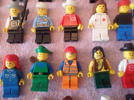 50 schöne alte Lego Männchen Figuren System