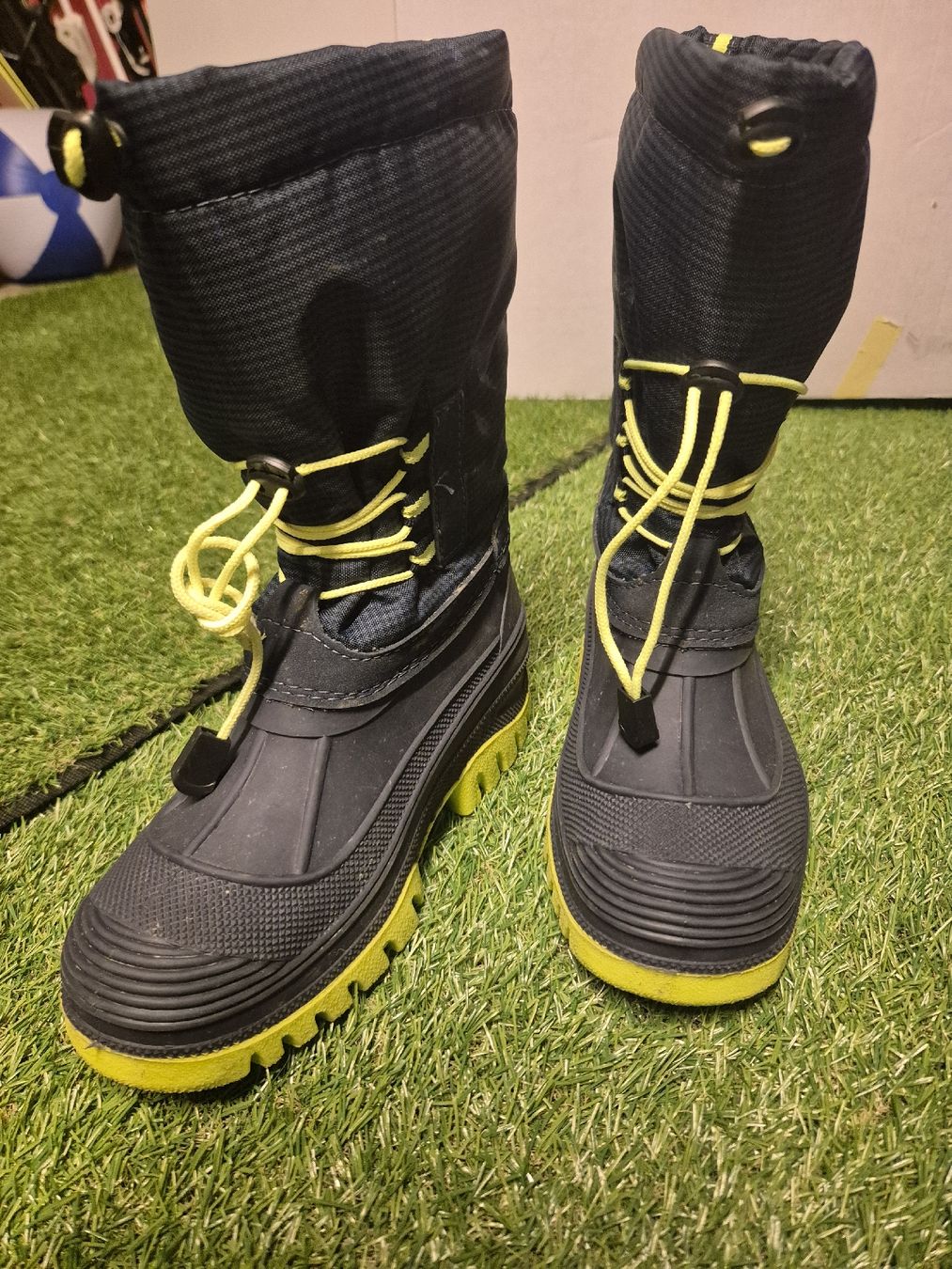 CMP Scarpe per ragazzi: CMP Winterstiefel blau gelb Grösse 35  – Usato da Zürich venduto da RaffaelaT 1