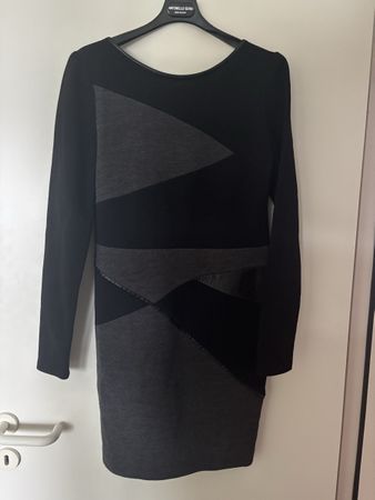 Maje Kleid,, Schwarz/Grau - Perfekt für Herbst!