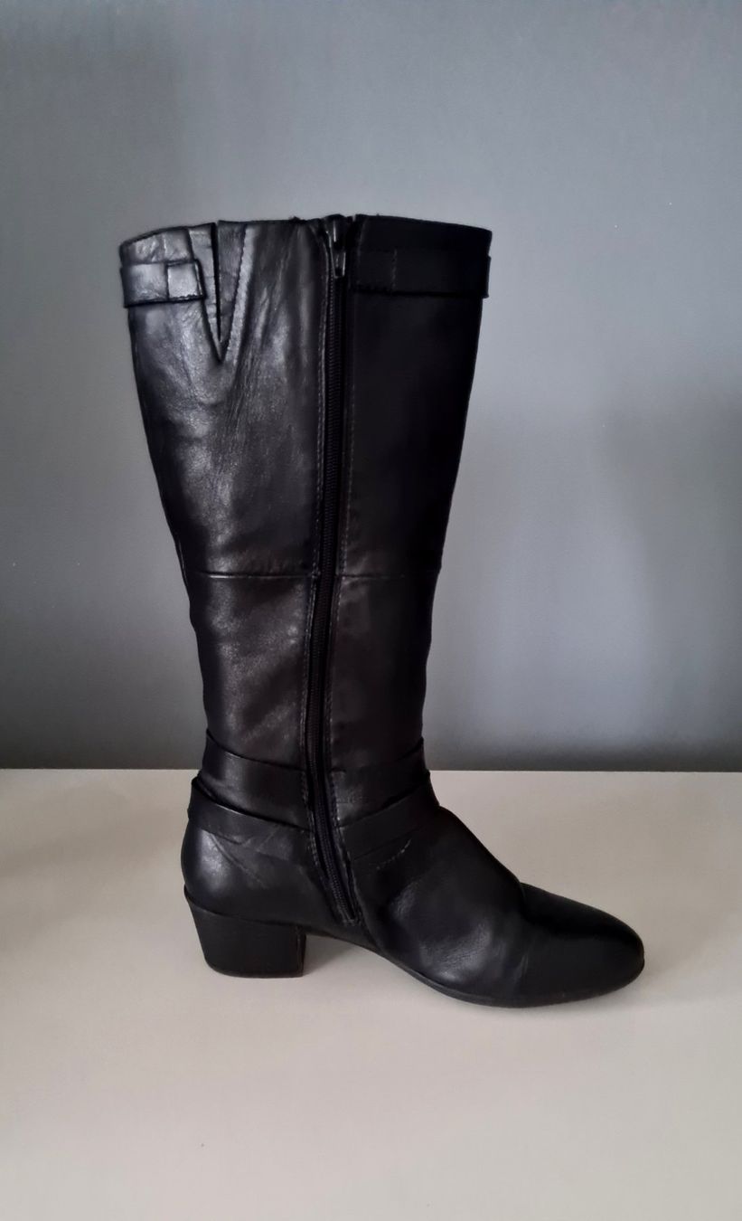 Scarpe da donna: Bottes cuir pointure 41 – Usato da Thônex venduto da AneleManele 3