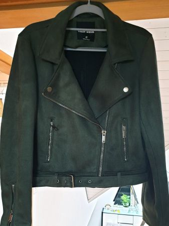 Trendige Tally Weijl Jacke, Grösse 42, Olivgrün