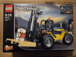 LEGO Technic Gabelstapler 42079 Heavy Duty ungeöffnet