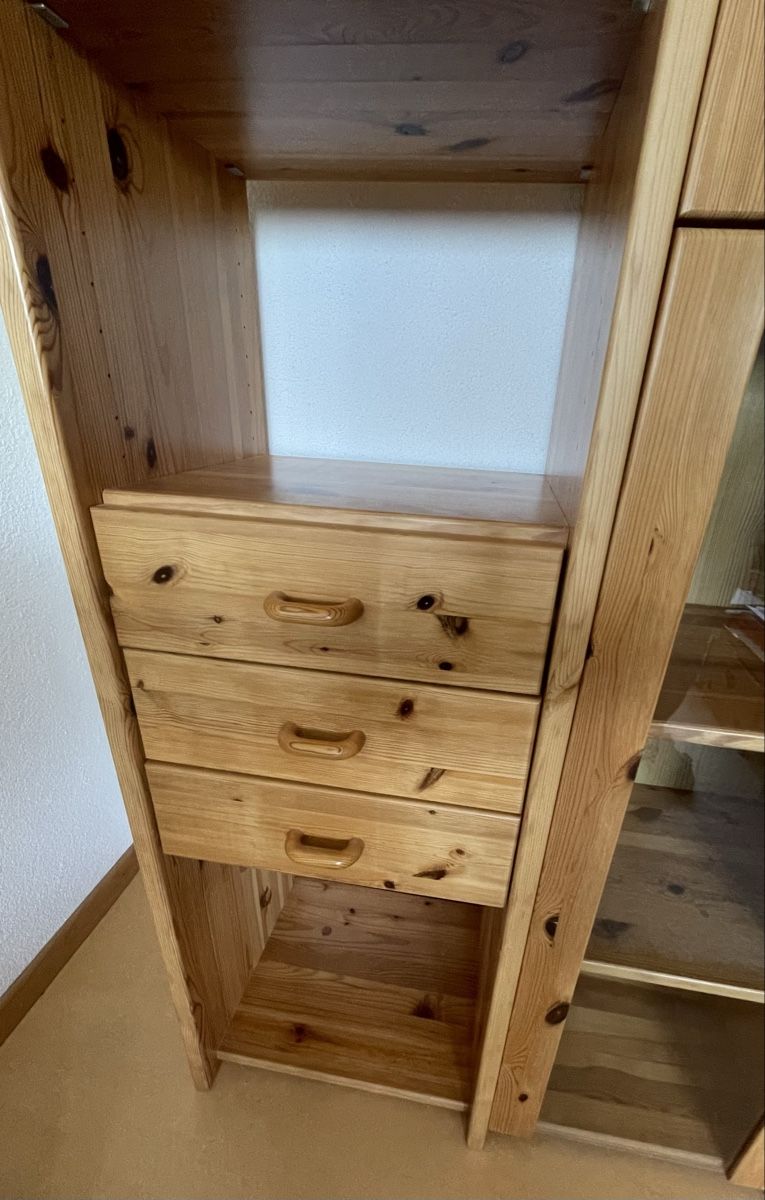 Scaffali: Büchergestell/Wohnwand – Usato da Schaffhausen venduto da wunderpraechtig 3