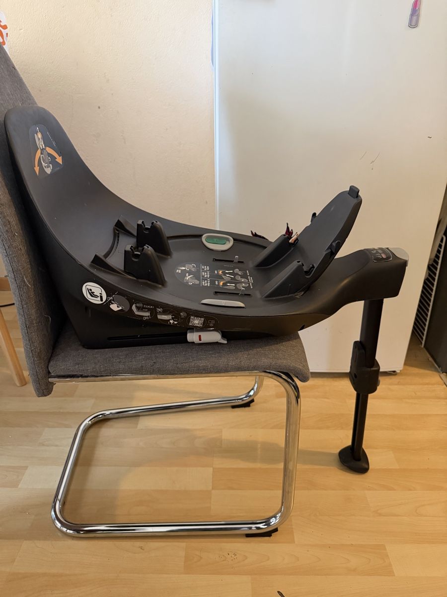 Cybex Auto-Kindersitze: Isofix Station  – Neu (gemäss Beschreibung) aus Unterentfelden von van_m8g7