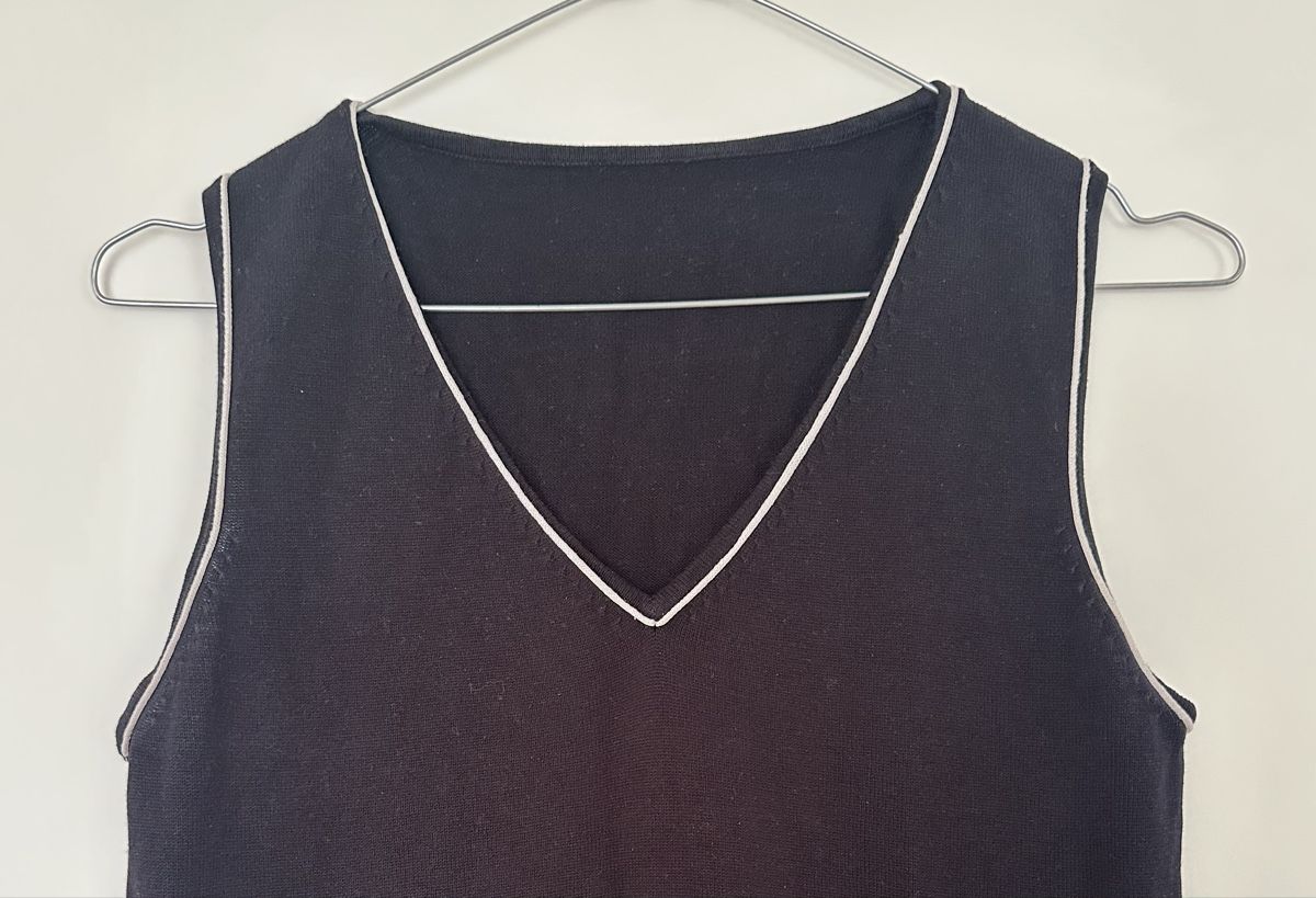 Esprit Tops: Sommertop von Esprit, schwarz, Grösse M – D'occasion à Oberwil BL par orsay 1