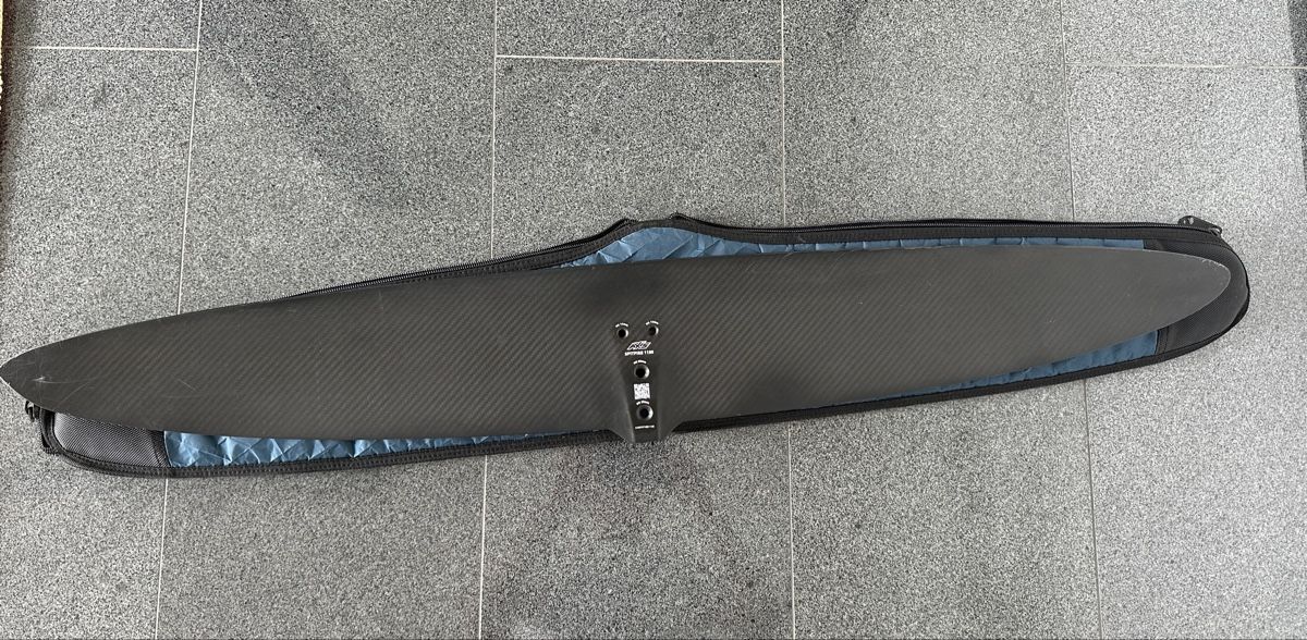 Axis Tavole da surf e di nuoto: Axis Spitfire 1180 – Usato da Thalwil venduto da ale_pny9 1