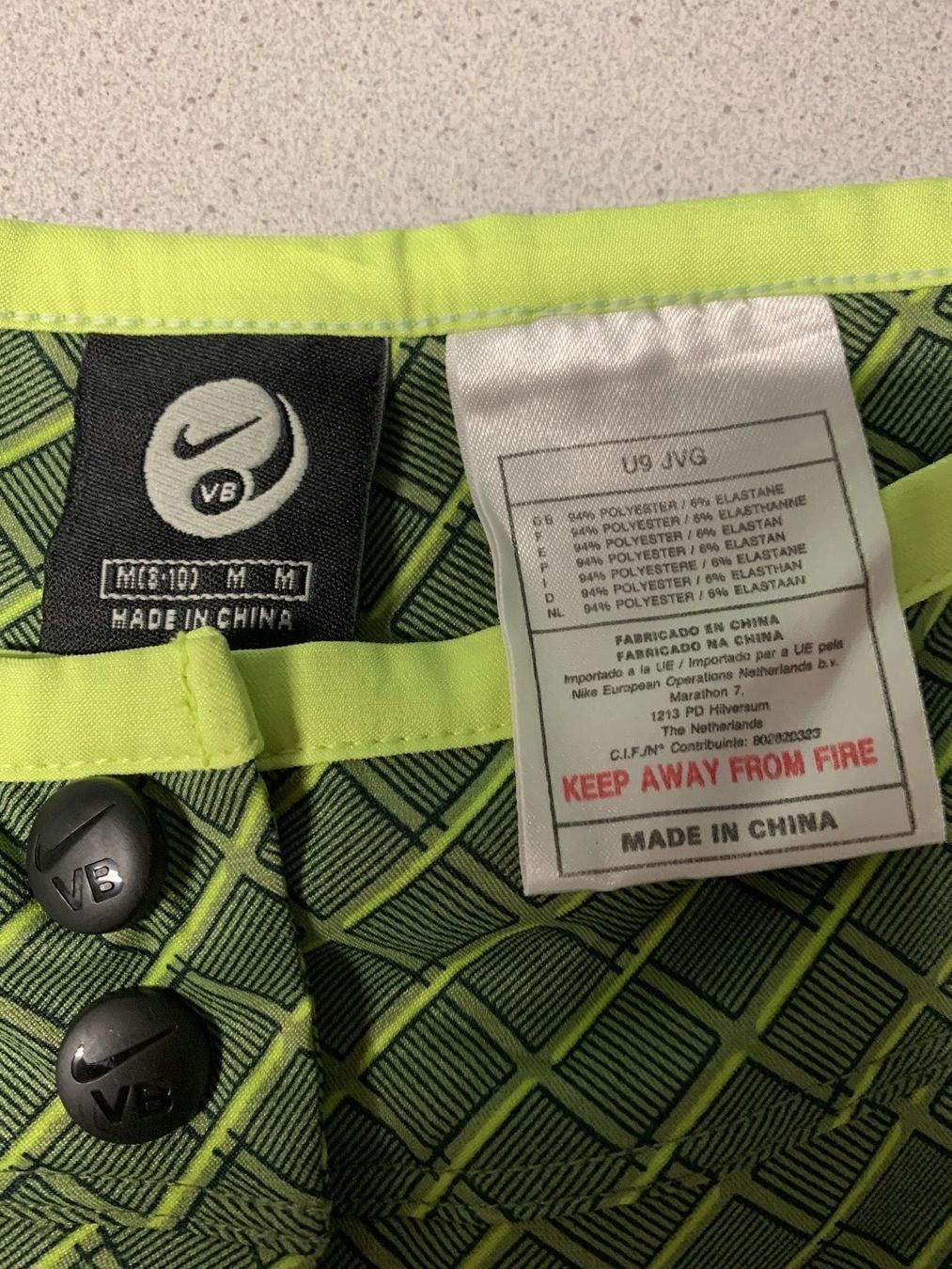 Nike Pantaloni: Nike Shorts, Gr. S, neuwertig – Usato da Biel-Benken BL venduto da PANORMUS 2